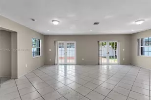 1720 SW 98th Ct, Miami, FL 33165 - Photo 11
