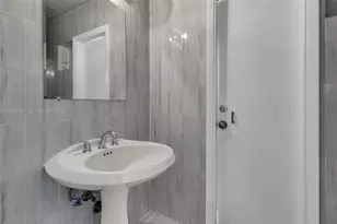 1720 SW 98th Ct, Miami, FL 33165 - Photo 25