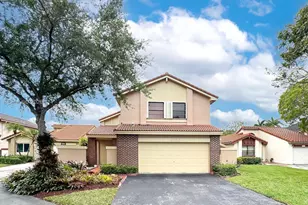 6320 NW 173rd St, Hialeah, FL 33015 - Photo 3
