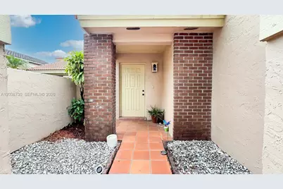 6320 NW 173rd St, Hialeah, FL 33015 - Photo 5