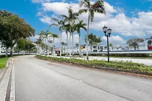 6320 NW 173rd St, Hialeah, FL 33015 - Photo 35
