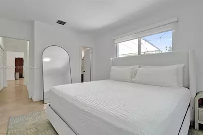 2025 Alamanda Dr, North Miami, FL 33181 - Photo 19