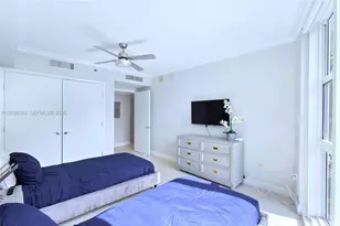 [Address not provided], Hallandale Beach, FL 33009 - Photo 11
