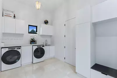 80 NW 129th Ave, Miami, FL 33182 - Photo 33
