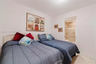 15811 Collins Ave, Sunny Isles Beach, FL 33160 - Photo 19