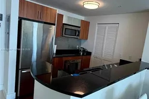 300 S Biscayne Blvd, Miami, FL 33131 - Photo 7