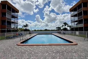 3048 E Sunrise Lakes Dr, Sunrise, FL 33322 - Photo 23