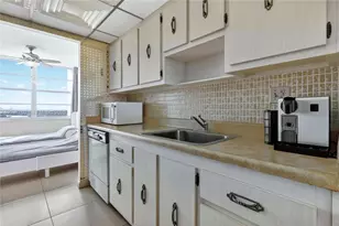 301 174th St, Sunny Isles Beach, FL 33160 - Photo 13