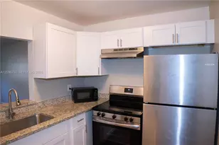 4240 Woodside Dr, Coral Springs, FL 33065 - Photo 23