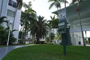 482 NW 165th St Rd, Miami, FL 33169 - Photo 41