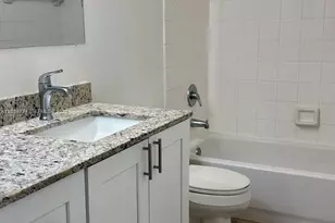 11155 SW 5th Pl, Pembroke Pines, FL 33025 - Photo 5