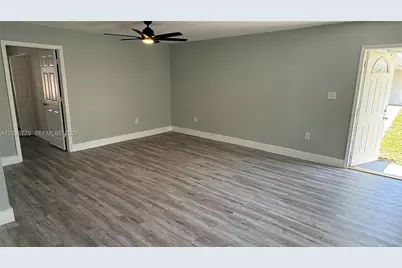 220 NW 12th St #4, Pompano Beach, FL 33060 - Photo 5