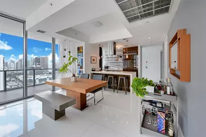 1100 Biscayne Blvd #3205, Miami, FL 33132 - Photo 5
