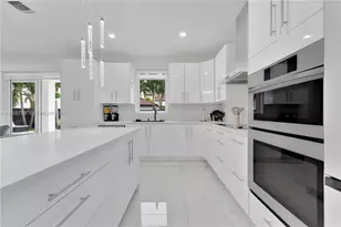 14452 SW 10th St, Miami, FL 33184 - Photo 9