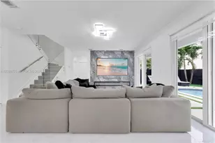 14452 SW 10th St, Miami, FL 33184 - Photo 11