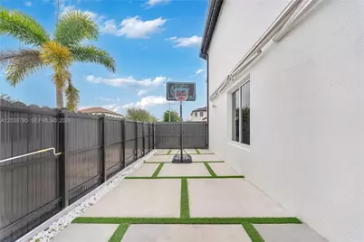 14452 SW 10th St, Miami, FL 33184 - Photo 27