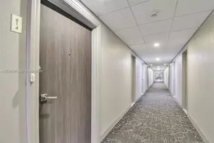 300 Bayview Dr, Sunny Isles Beach, FL 33160 - Photo 21
