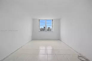 300 Bayview Dr, Sunny Isles Beach, FL 33160 - Photo 11