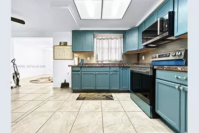 7200 Sandalwood Dr, Other City - In The State Of Florida, FL 34668 - Photo 7