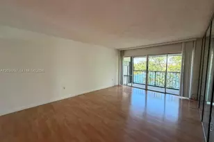 8775 Park Blvd, Miami, FL 33172 - Photo 1