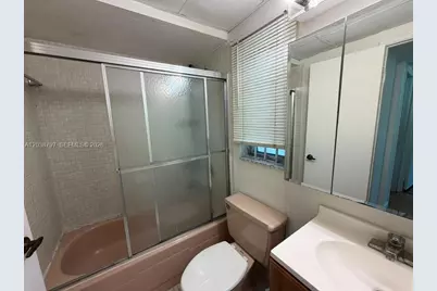 8775 Park Blvd #318, Miami, FL 33172 - Photo 29