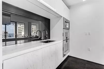 120 Ocean Dr #700, Miami Beach, FL 33139 - Photo 15