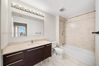 1900 N Bayshore Dr #4504, Miami, FL 33132 - Photo 19