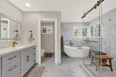 8940 SW 160th St, Palmetto Bay, FL 33157 - Photo 3