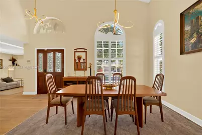8940 SW 160th St, Palmetto Bay, FL 33157 - Photo 9