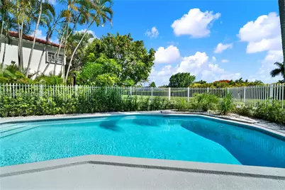 8940 SW 160th St, Palmetto Bay, FL 33157 - Photo 37