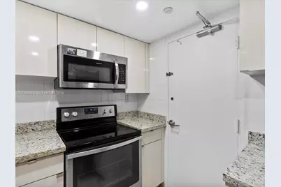 1200 West Ave #823, Miami Beach, FL 33139 - Photo 11