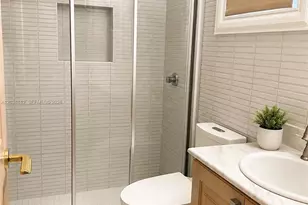 10395 SW 67th Ave, Pinecrest, FL 33156 - Photo 13