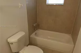 650 NW 114th Ave, Sweetwater, FL 33172 - Photo 15