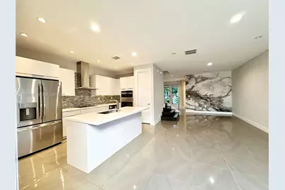 10560 NW 63rd Ter, Doral, FL 33178 - Photo 11