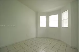 1568 SE 26th St, Homestead, FL 33035 - Photo 9