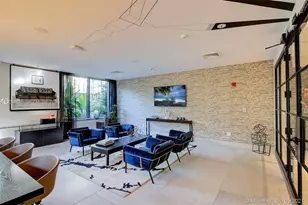121 NE 34th St, Miami, FL 33137 - Photo 33