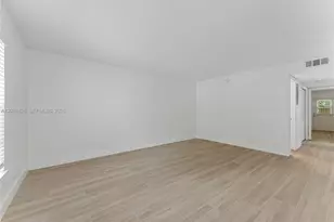 10261 NW 35th St, Coral Springs, FL 33065 - Photo 5