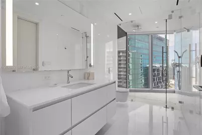300 Biscayne Boulevard Way #4007W, Miami, FL 33131 - Photo 21