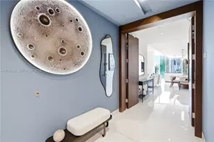 300 Biscayne Blvd Way, Miami, FL 33131 - Photo 3