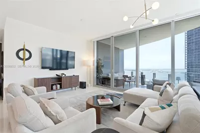 300 Biscayne Boulevard Way #4007W, Miami, FL 33131 - Photo 11