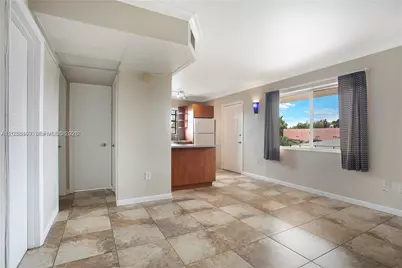 1020 SW 7th St #9, Miami, FL 33130 - Photo 3