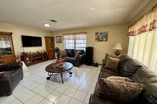 15940 NW 37th Pl, Miami Gardens, FL 33054 - Photo 5