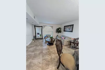8275 NW 186th St #801, Hialeah, FL 33015 - Photo 31