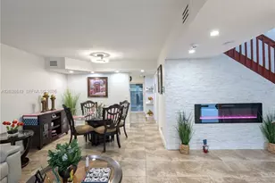 8275 NW 186th St, Hialeah, FL 33015 - Photo 27
