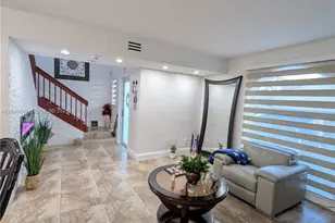 8275 NW 186th St, Hialeah, FL 33015 - Photo 33