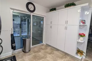 8275 NW 186th St, Hialeah, FL 33015 - Photo 25
