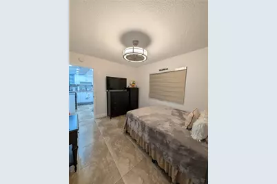 8275 NW 186th St #801, Hialeah, FL 33015 - Photo 35