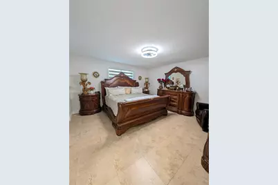 8275 NW 186th St #801, Hialeah, FL 33015 - Photo 11