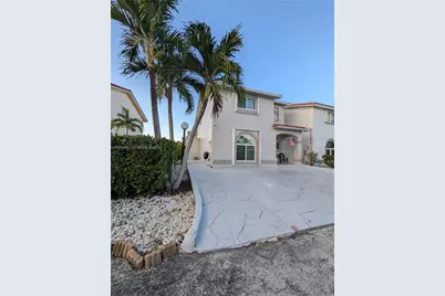 8275 NW 186th St #801, Hialeah, FL 33015 - Photo 3
