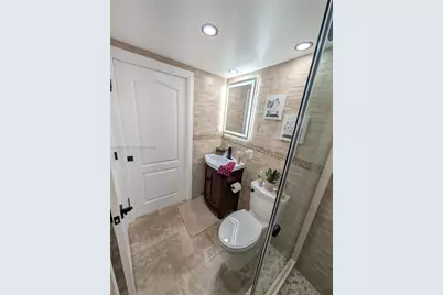 8275 NW 186th St #801, Hialeah, FL 33015 - Photo 37